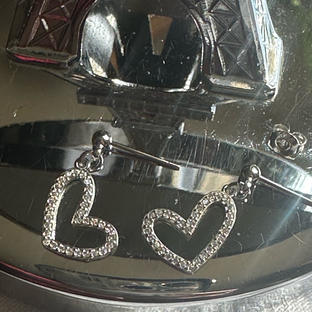 Earrings - Picture 4 of 4